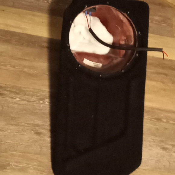 Custom stealth subwoffer box for camaros - Picture 1 of 4